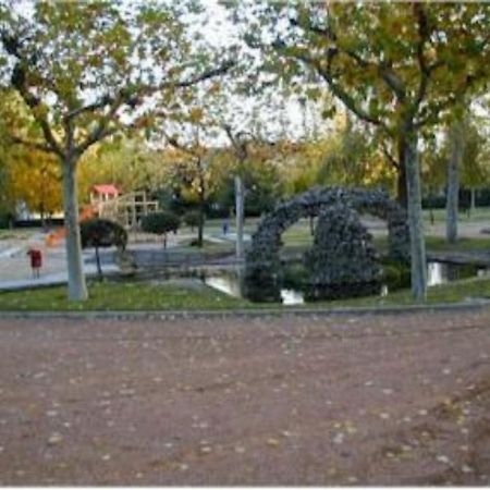 Tiara Vacaciones Βίλα Nava de la Asuncion Εξωτερικό φωτογραφία