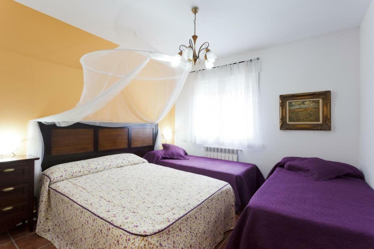 Tiara Vacaciones Βίλα Nava de la Asuncion Εξωτερικό φωτογραφία